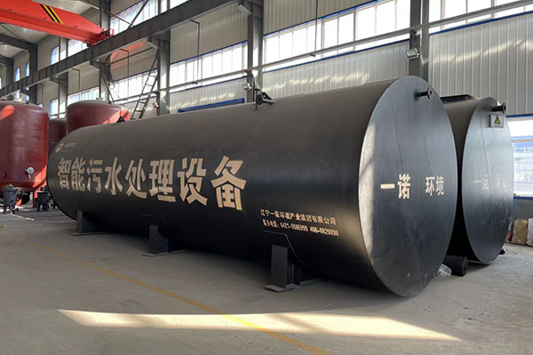 一體化污水處理設(shè)備在選擇風(fēng)機(jī)時(shí)要注意些什么？